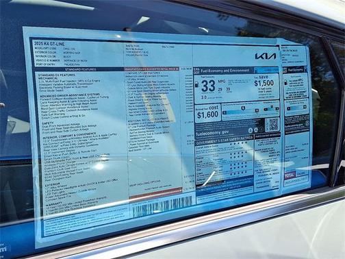 2025 Kia K4 GT-Line