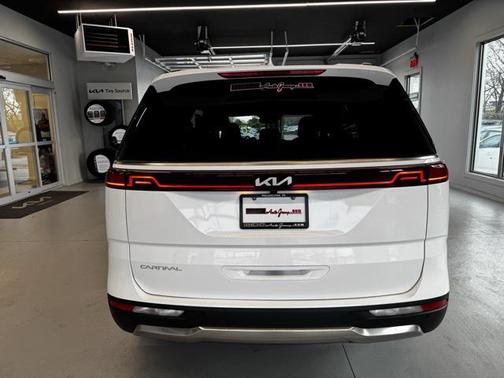 2023 Kia Carnival SX Prestige