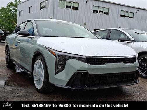 2025 Kia K4 GT-Line