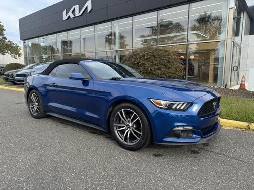 2017 Ford Mustang EcoBoost Premium