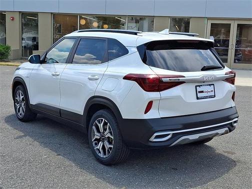 2022 Kia Seltos EX