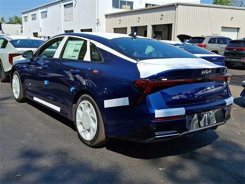 2026 Kia K5 GT-Line