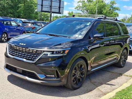 Aurora Black Pearl 2024 Kia Carnival SX Prestige