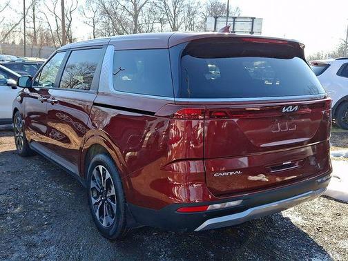 2024 Kia Carnival EX
