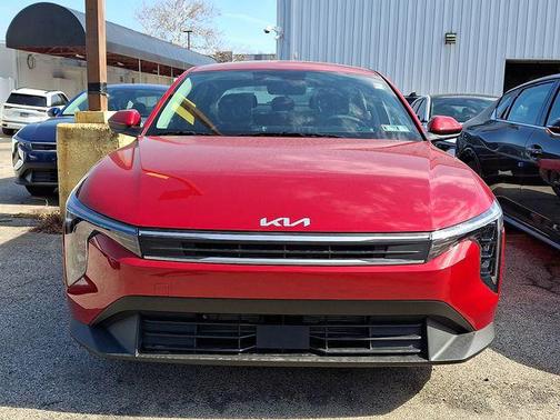 Currant Red 2026 Kia K4 LXS