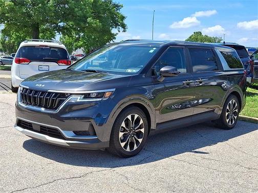2024 Kia Carnival EX