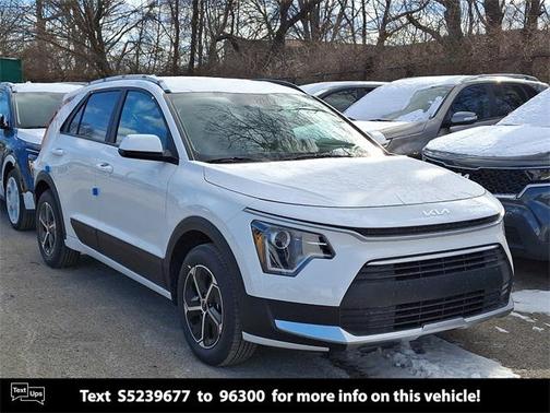 2025 Kia Niro LX