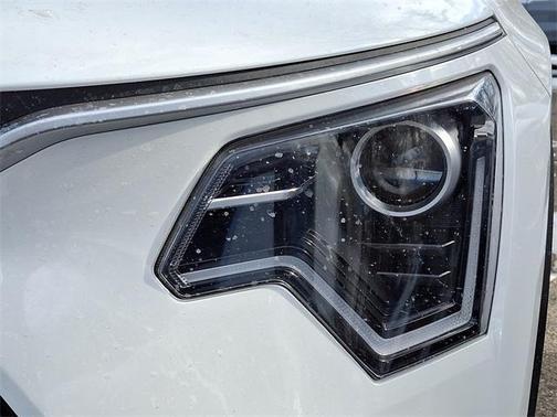 2025 Kia Niro LX