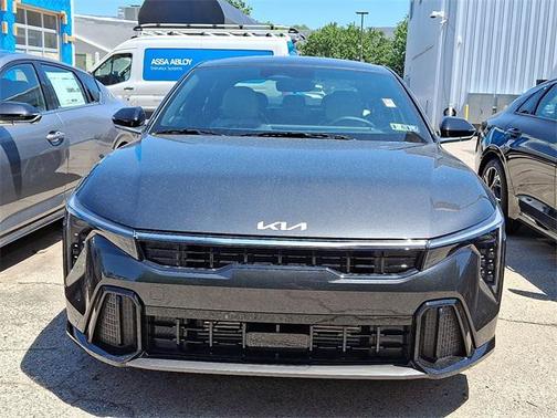 2025 Kia K4 GT-Line Turbo