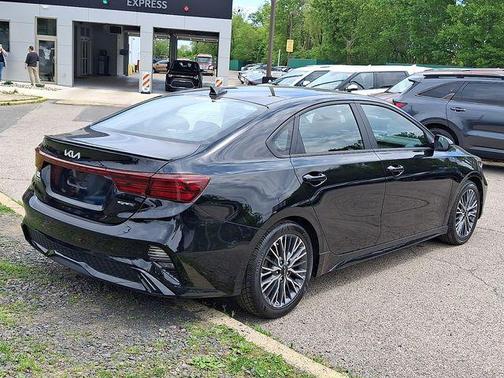 Aurora Black 2023 Kia Forte GT-Line