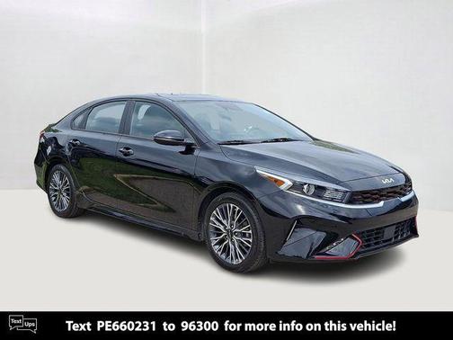 Aurora Black 2023 Kia Forte GT-Line