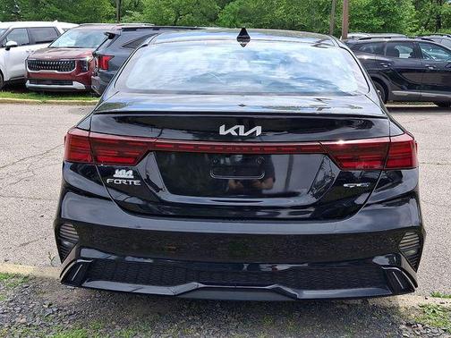 Aurora Black 2023 Kia Forte GT-Line