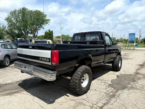 1994 Ford F-150 117'' WB 4WD