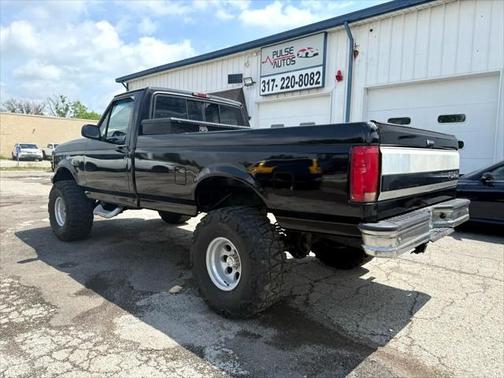 1994 Ford F-150 117'' WB 4WD