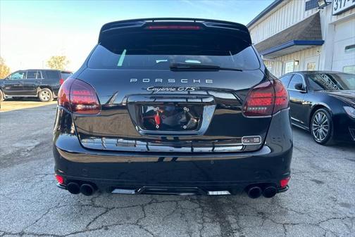 2013 Porsche Cayenne GTS