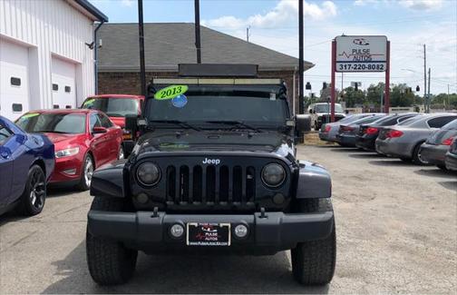 2013 Jeep Wrangler Unlimited Sahara