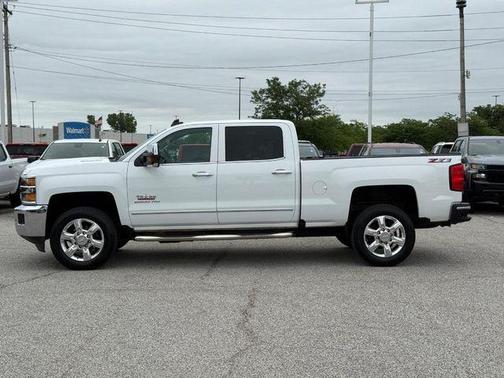 Summit White 2018 Chevrolet Silverado 2500 LTZ