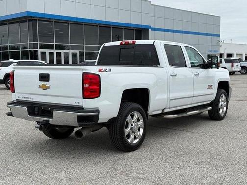 Summit White 2018 Chevrolet Silverado 2500 LTZ