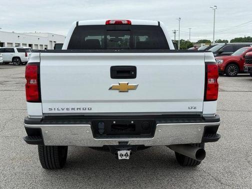 Summit White 2018 Chevrolet Silverado 2500 LTZ