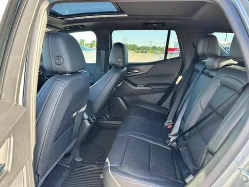 Sterling Gray Metallic 2027 Chevrolet Equinox 1LT