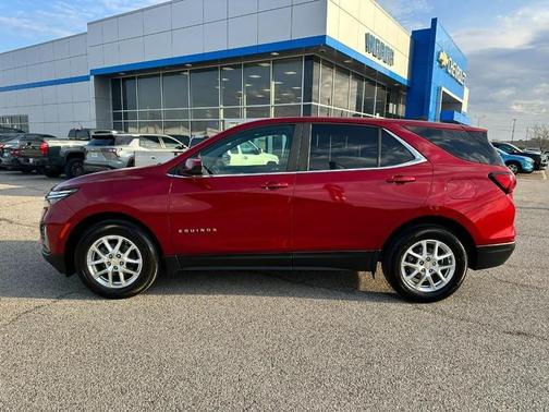 Radiant Red 2023 Chevrolet Equinox 1LT