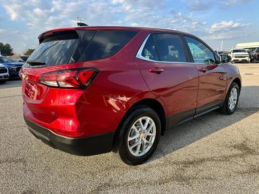 Radiant Red 2023 Chevrolet Equinox 1LT