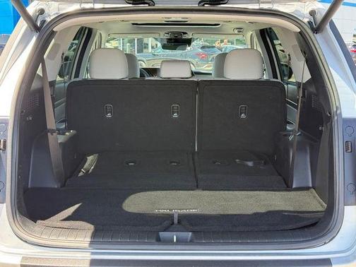 Silver 2024 Hyundai PALISADE SEL