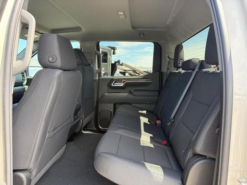 White Sand 2026 Chevrolet Silverado 1500 RST