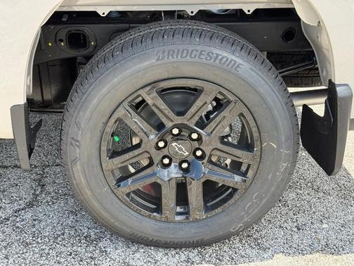 White Sand 2026 Chevrolet Silverado 1500 RST