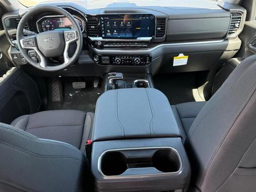 White Sand 2026 Chevrolet Silverado 1500 RST