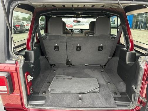 2021 Jeep Wrangler Unlimited Sport Altitude