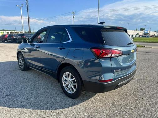 Lakeshore Blue Metallic 2024 Chevrolet Equinox LT