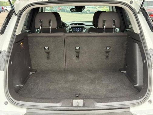 Summit White 2023 Chevrolet Trailblazer LT