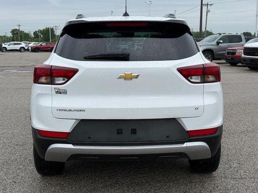 Summit White 2023 Chevrolet Trailblazer LT