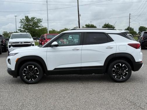 Summit White 2023 Chevrolet Trailblazer LT