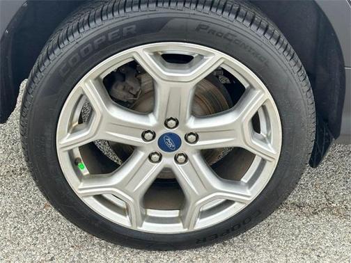 2019 Ford Escape Titanium