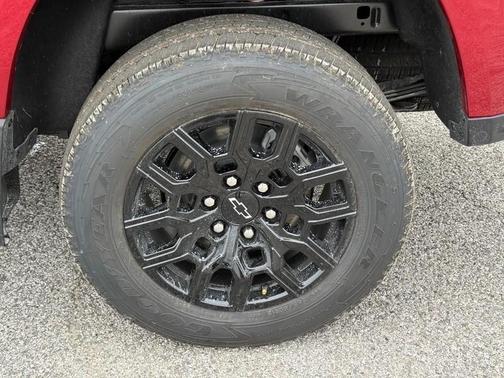 Radiant Red 2026 Chevrolet Colorado WT