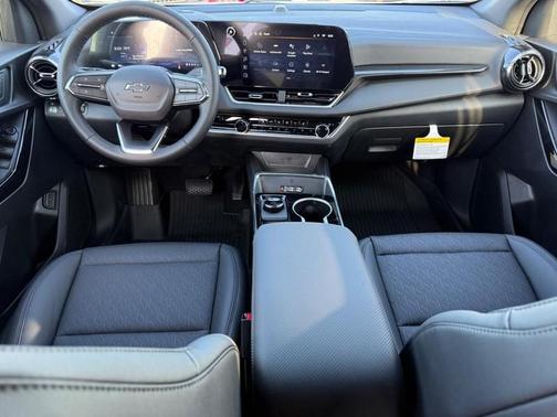 Sterling Gray Metallic 2026 Chevrolet Equinox LT