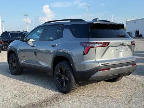 Sterling Gray Metallic 2026 Chevrolet Equinox LT