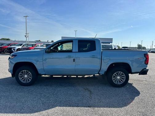 Blue Metallic 2026 Chevrolet Colorado LT
