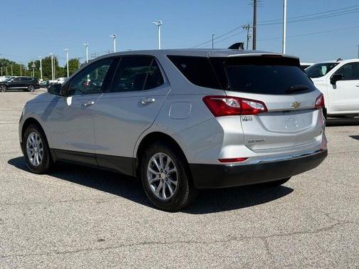 Silver Ice Metallic 2020 Chevrolet Equinox 2LT