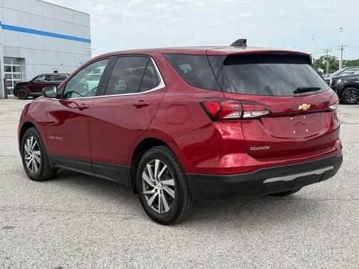 Radiant Red 2023 Chevrolet Equinox 1LT