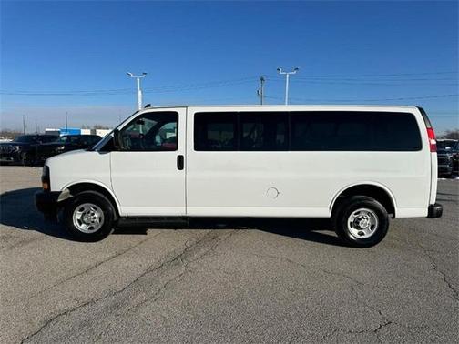2023 Chevrolet Express 3500 LS