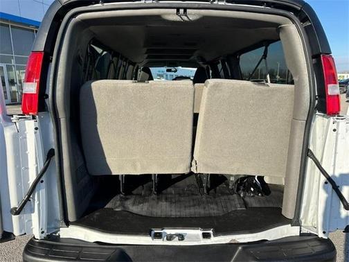 2023 Chevrolet Express 3500 LS