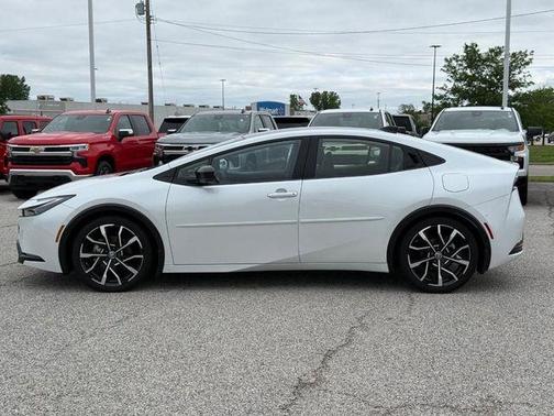 Pearl 2024 Toyota Prius Prime XSE Premium