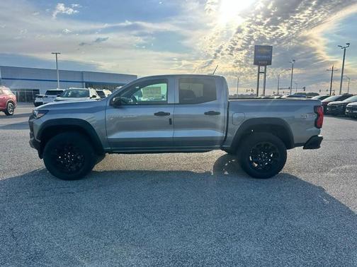 Sterling Gray Metallic 2026 Chevrolet Colorado Trail Boss