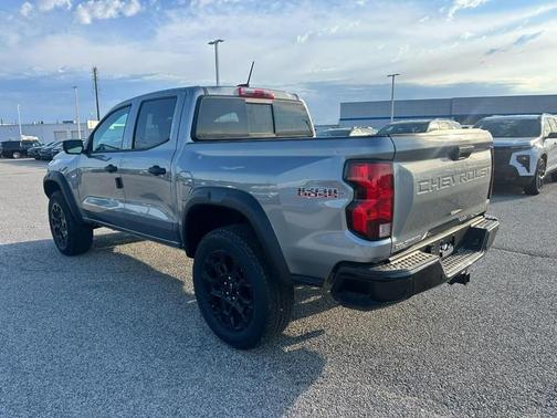 Sterling Gray Metallic 2026 Chevrolet Colorado Trail Boss