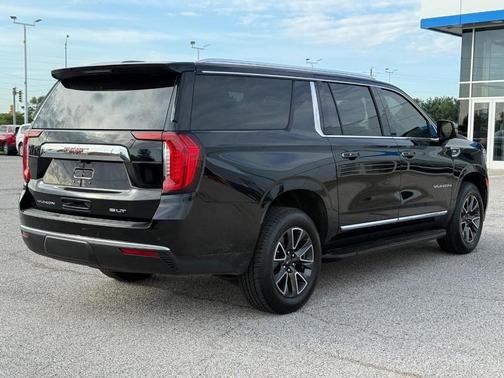 Onyx Black 2022 GMC Yukon XL SLT