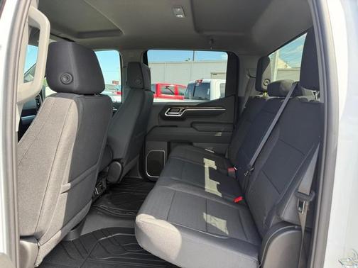 Summit White / White 2026 Chevrolet Silverado 1500 RST