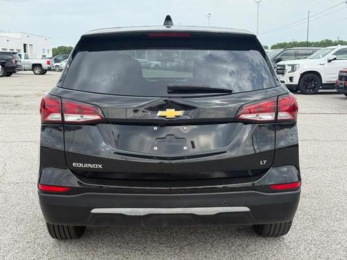 Mosaic Black Metallic 2024 Chevrolet Equinox LT